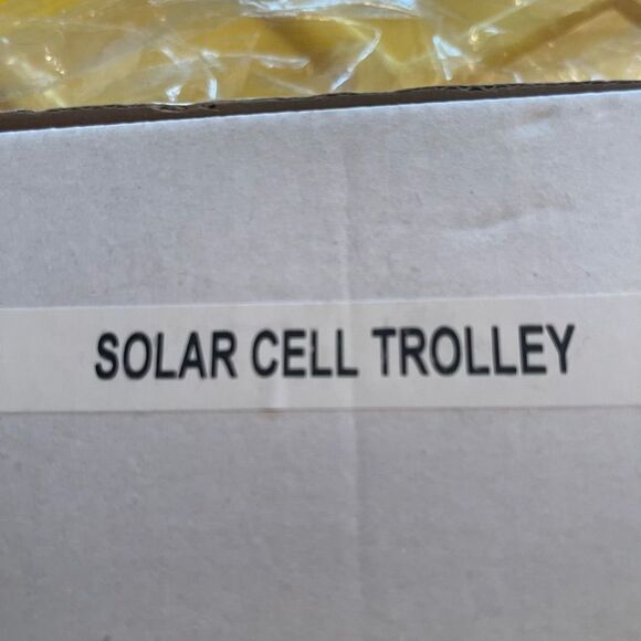 Solar Cell Trolley solar powered car new in box 
El-Solrcar
With battery - Picture 9 of 9